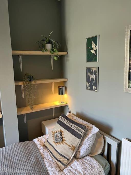 Just The Splott! Sleeps 6, 8 Mins To Stadium. Cardiff Exterior photo